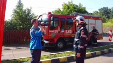 Accident cu doi răniți, după o neacordare de prioritate în intersecție