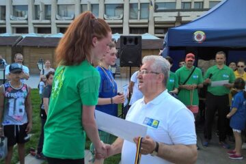 Primarul Ion Lungu la festivitatea de premiere a câștigătorilor Crosului Sucevei