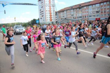 Crosul Sucevei a strâns la start peste 320 de participanți