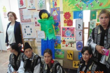 „Bucuria de a fi copil”