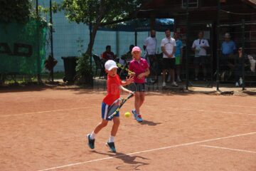 Olimpiada Sportului Școlar a debutat pe terenurile bazei sportive Unirea