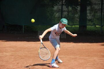 Olimpiada Sportului Școlar a debutat pe terenurile bazei sportive Unirea