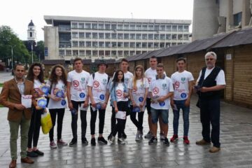 Acțiunea "Tinerii Împotriva Tutunului"