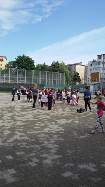 Târgul de jocuri, la Școala Gimnazială Nr. 8 Suceava