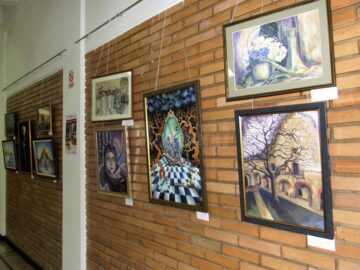Prima expoziție a tinerilor care frecventează cursurile de arte vizuale de la Casa de Cultură a Studenților Suceava
