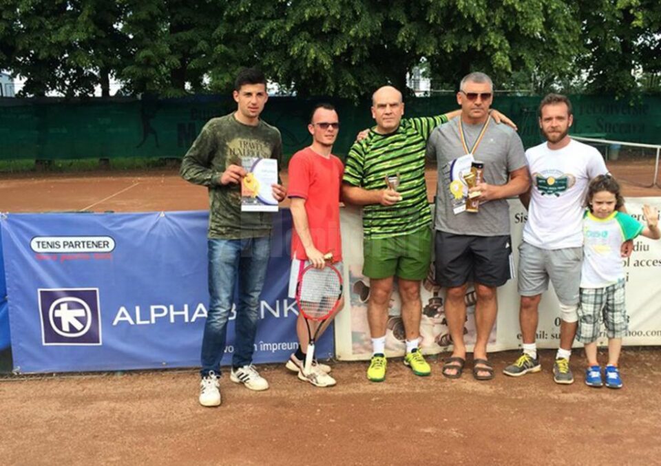 O parte dintre câștigătorii și finaliștii competiției de la Baza Unirea