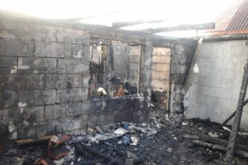 Incendiu puternic la o gospodărie din Știrbăț