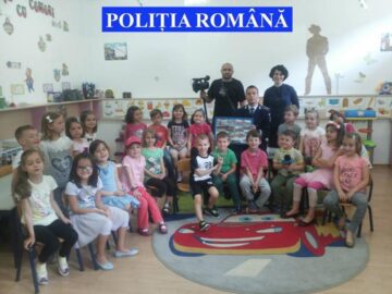 Polițiștii au organizat „Roata Prevenirii”, în centrul Sucevei