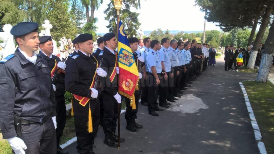 Ceremonial militar și religios la Monumentul Eroilor din Cimitirul Pacea