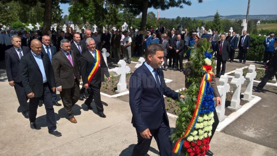 Ceremonial militar și religios la Monumentul Eroilor din Cimitirul Pacea
