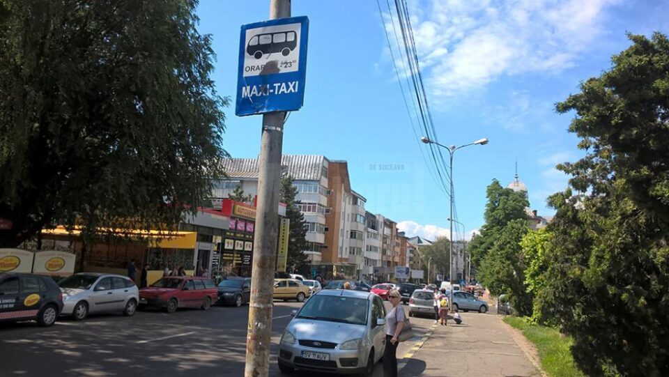 Călătorii au așteptat în zadar microbuzele
