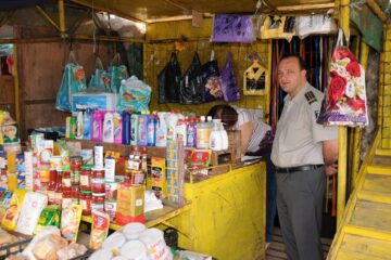 Controalele au avut drept scop reducerea evaziunii fiscale în rândul comercianților de la tarabe și eliminarea de pe piață a mărfurilor de contrabandă