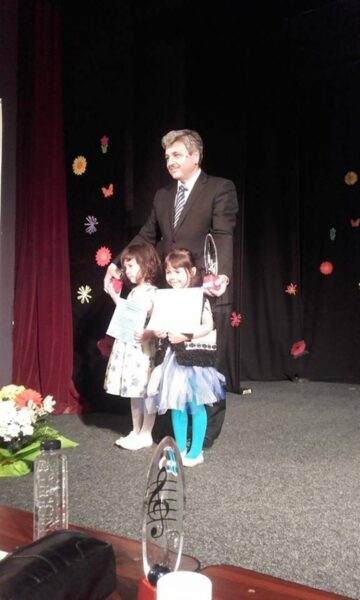 Trofee și premii obținute de copii de la Grădinița „1, 2, 3” la festivalurile „Cânt și joc moldovenesc” și “Tinere Speranțe”