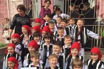 Preșcolari ai Grădiniței cu Program Prelungit ”1, 2, 3”