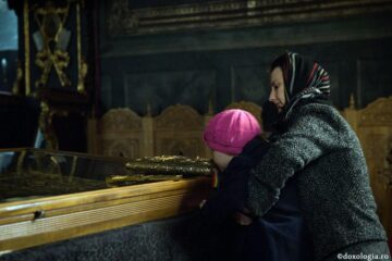 Copiii învață de la părinți binele sau răul, pentru toată viața