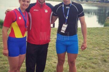 Larisa Roșu și Cosmin Pascari sunt favoriți la medalii la Campionatul European de juniori I (mijloc antrenorul Ioan Despa)