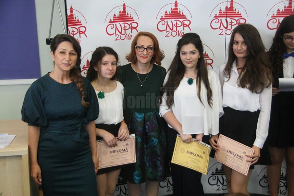 Premierea celor mai eminenți elevi