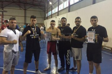 Antrenorii Radaviciute și Mateiciuc, alături de sportivii care au participat la gala de la București