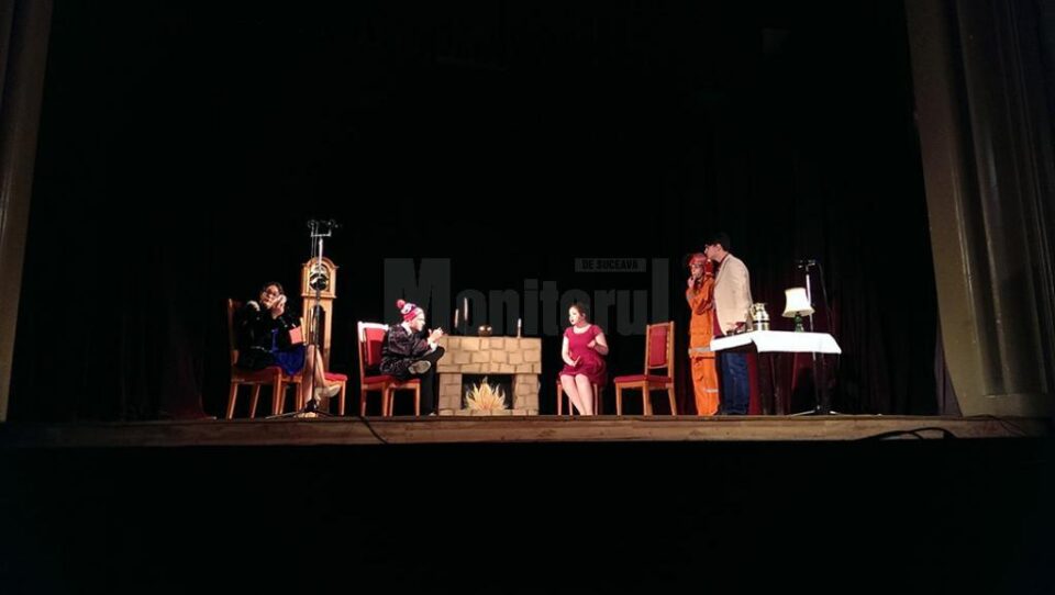 Trupa de teatru „Septentrion” de la Colegiul Național „Eudoxiu Hurmuzachi”