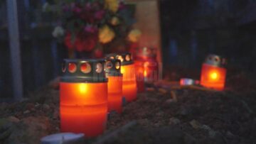 Mama bebelușului mort cu leziuni suspecte spune că medicul de la Rădăuți a refuzat inițial să-i facă cezariană