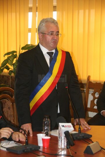 Lungu a preluat un nou mandat de primar al Sucevei, cu Harșovschi și Andronache viceprimari
