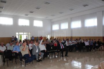 Consilierii nu au ajuns la un consens