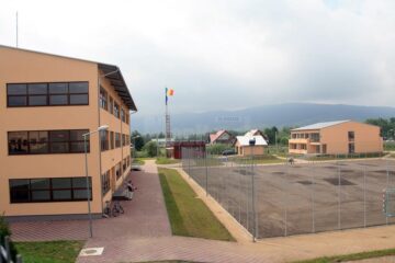 Campus școlar în valoare de 8 milioane de euro, inaugurat la Vicovu de Sus, la cel mai mare liceu din județ