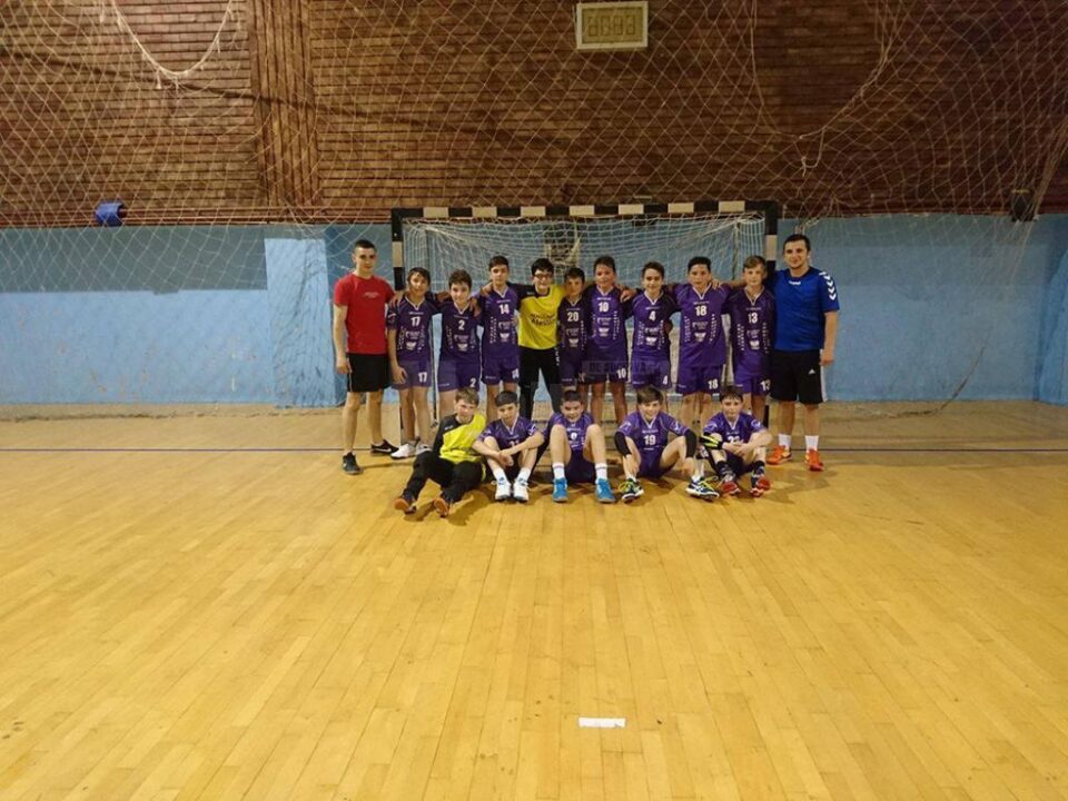 CS Universitar din Suceava s-a calificat în grupa principală la turneul final al naționalelor de handbal juniori IV