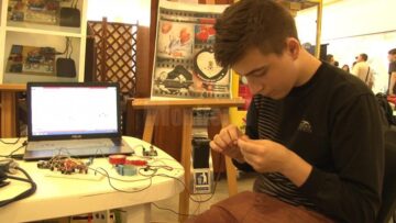 Zeci de elevi pasionați de inventică și cercetare și-au dat întâlnire la Suceava
