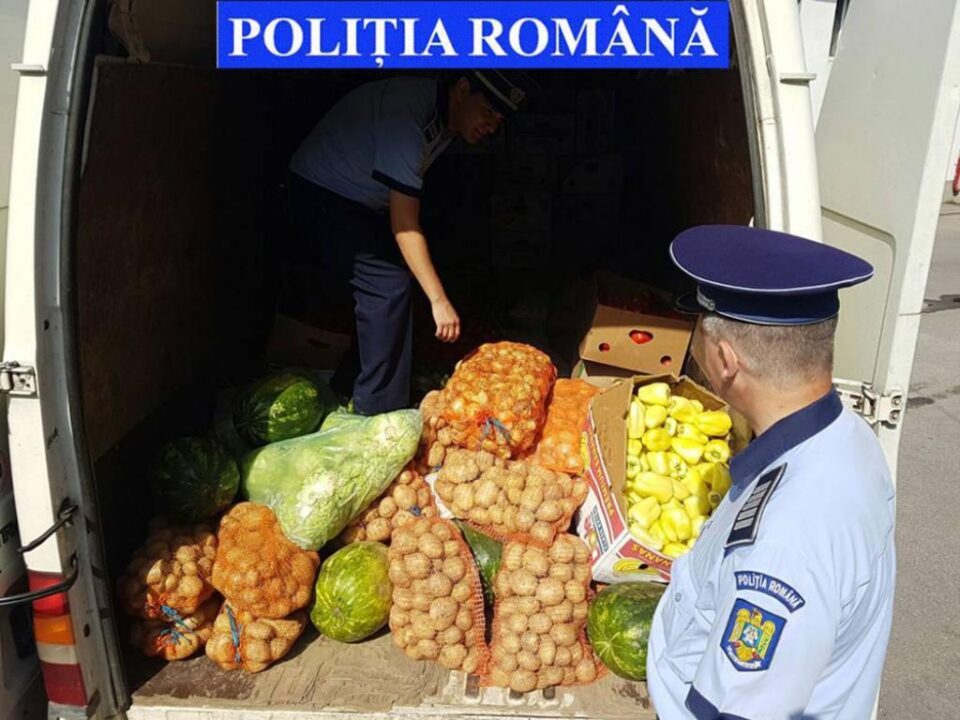 Acțiunea polițiștilor pentru identificarea și verificarea celor care practică activități de comerț ambulant