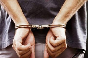 Doi tineri, arestați pentru o spargere la pont: bani și bijuterii de 80.000 de dolari furate din casa unui afacerist din Bazar. Foto: romanialibera.ro