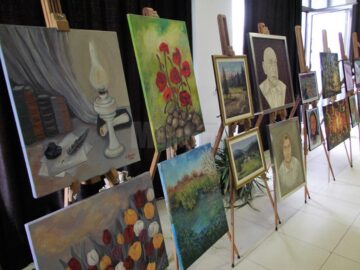 Vernisajul Salonului de vară al artiștilor plastici amatori din județul Suceava
