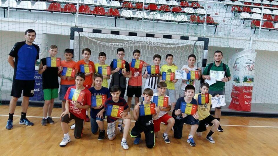Echipa de handbal juniori IV de la CSU Suceava a ocupat locul cinci pe România