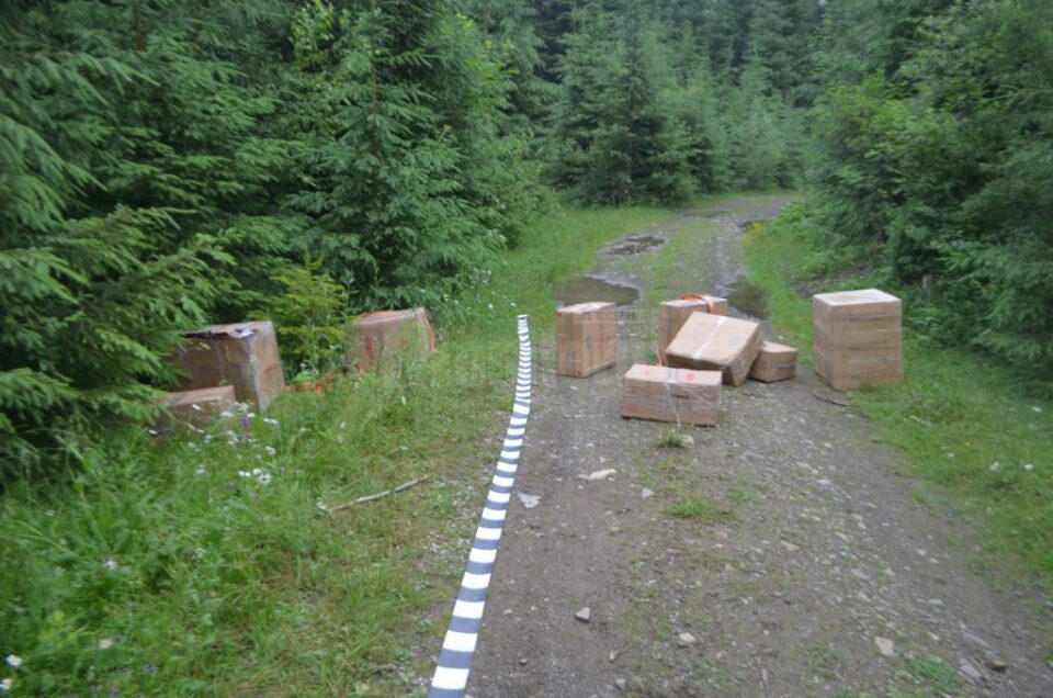 Coletele cu țigări de frontieră