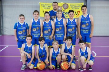 Lotul de sportivi al clubului de baschet Castorii Suceava