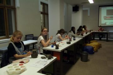 Atelierul de arheologie experimentală Artă și Artefacte