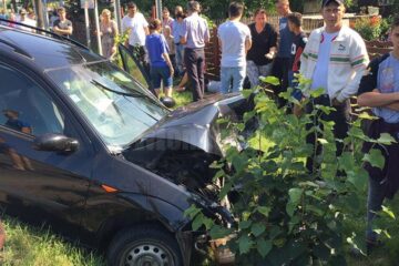 Autoturismul care ar fi provocat accidentul