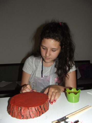 Atelierul de arheologie experimentală Artă și Artefacte