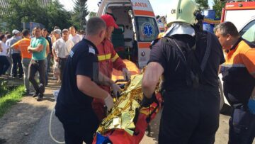 Patru mașini, implicate într-un accident în lanț, la Vicovu de Sus