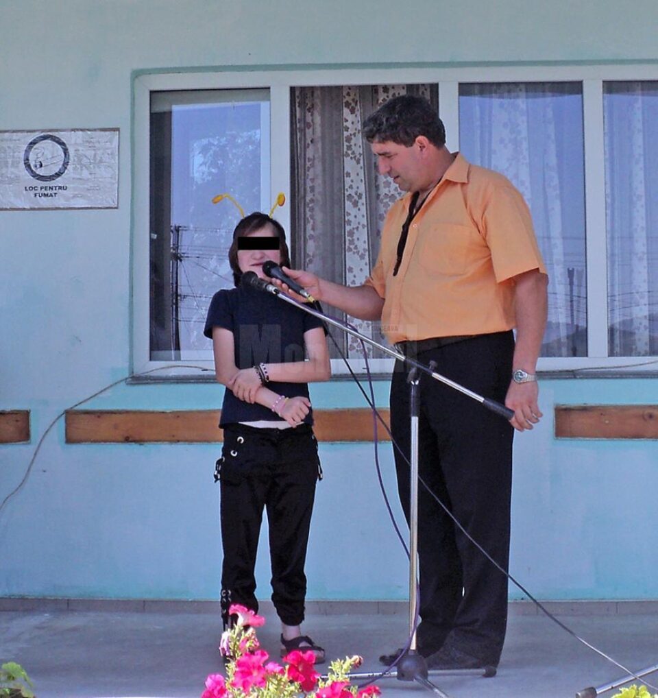 Adina este în prezent internată la Centrul de Recuperare și Reabilitare Neuropsihiatrică de la Mitocu Dragomirnei