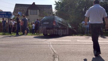 Patru mașini, implicate într-un accident în lanț, la Vicovu de Sus