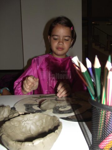 Atelierul de arheologie experimentală Artă și Artefacte