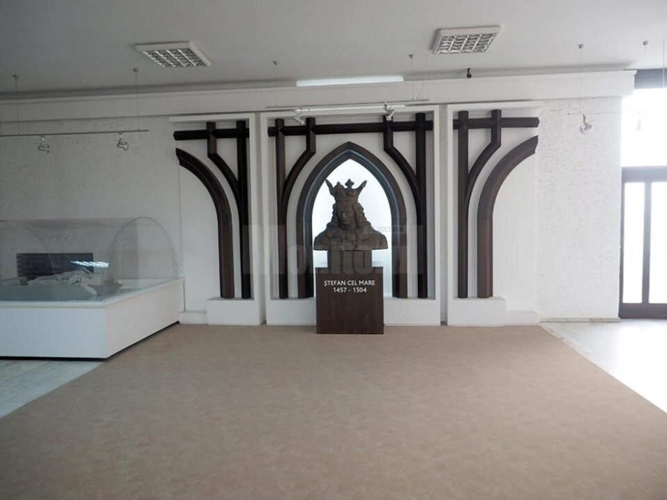 Bustul „Ștefan cel Mare”, realizat de sculptorul Oscar Han