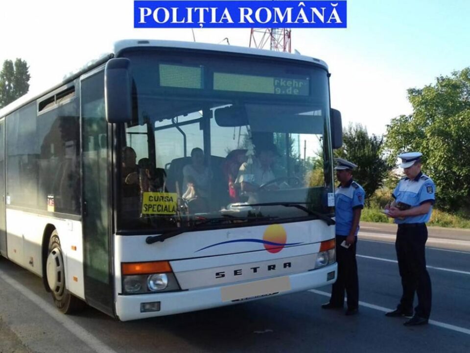 Fiecare autobuz sau microbuz a fost oprit de polițiști și verificat