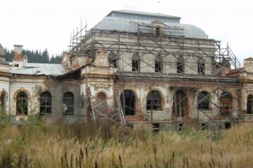 Cazinoul din Vatra Dornei, aproape o ruină