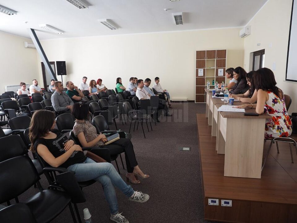 Peste 40 de producători locali s-au întâlnit cu reprezentanții Auchan la Camera de Comerț și Industrie Suceava