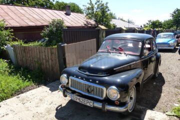 O mașină pe care astăzi o mai vedem în filmele vechi