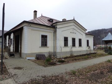 Lucrările de salvare a casei-muzeu de secol XIX de la Pătrăuți, sistate din lipsă de fonduri