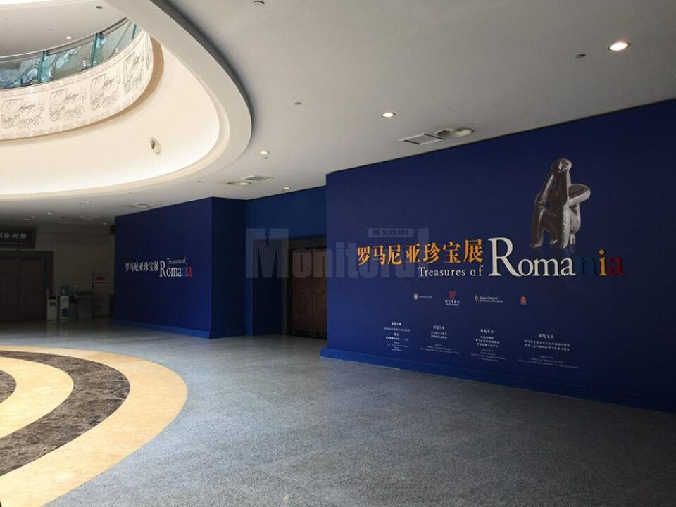 Opt piese din patrimoniul Muzeului de Istorie al Bucovinei, în expoziția ”Comorile României”, în China