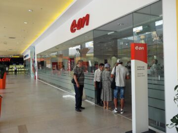 E.ON a inaugurat ieri Centrul de relații clienți Suceava, care funcționează într-o nouă locație, la Iulius Mall